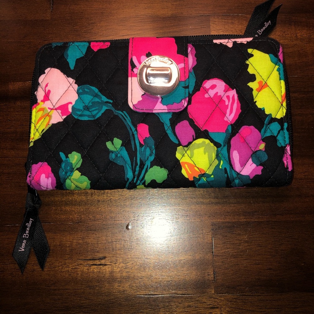 SOLD Vera Bradley turnlock wallet